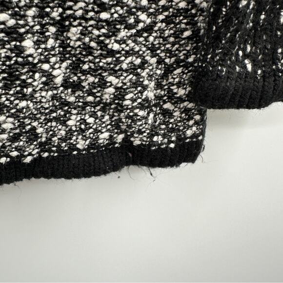 Calvin Klein Black & White Colorblock Long Sleeve Pullover Sweater Sz M‎ - Picture 6 of 7